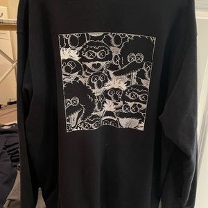 KAWS x Uniqlo Black Crewneck XL